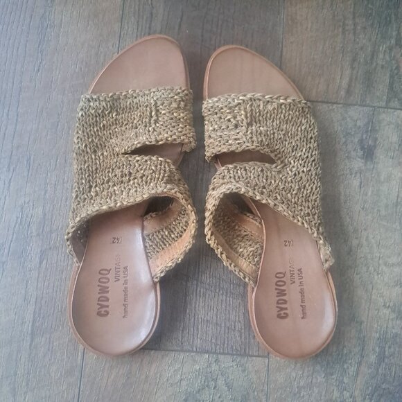 NIB CYDWOQ Brave Sandals Tan (42) 11 - Picture 4 of 8